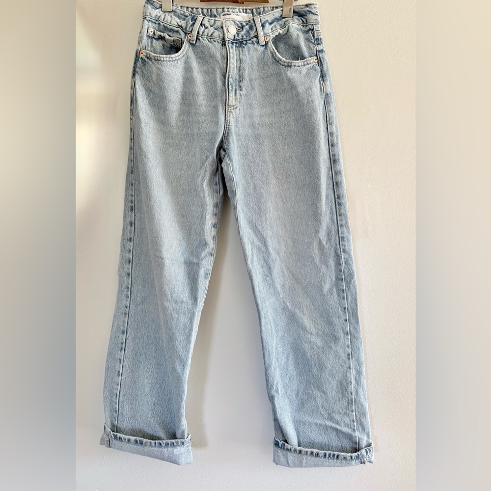 Slouchy Garage jeans in excellent used condition size 24